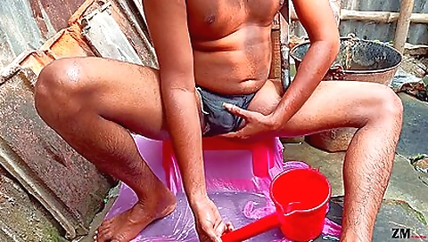 Asian hunk 18+ shows his body in bathroom 3d video