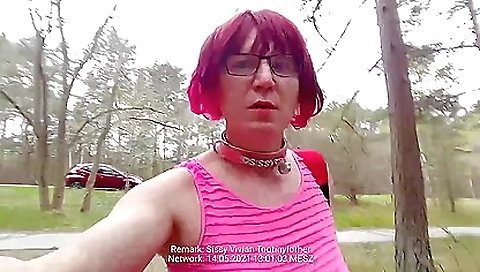 Amateur sex slut sissy naked parking area gets caught