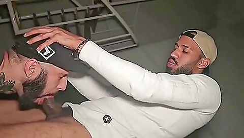 Amateurs big cock video showing with a black cock jerking